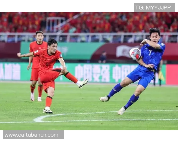 重庆足球队技术革新引发热议助力球队崛起与发展 重庆足球队技术革新引发热议助力球队崛起与发展