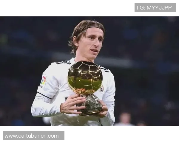 莫德里奇足球明星的辉煌历程与他在赛场上的传奇表现