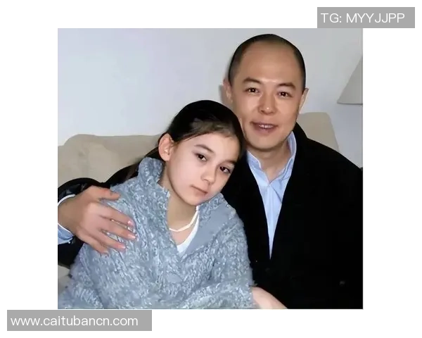 黑白混血足球明星的传奇之路与多元文化的交融探索 黑白混血足球明星的传奇之路与多元文化的交融探索