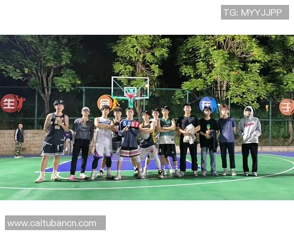 重庆篮球队的灵活战术与团队协作探讨